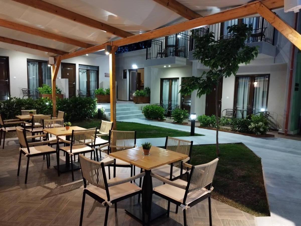 Oro Hotel Skiathos Town Bagian luar foto