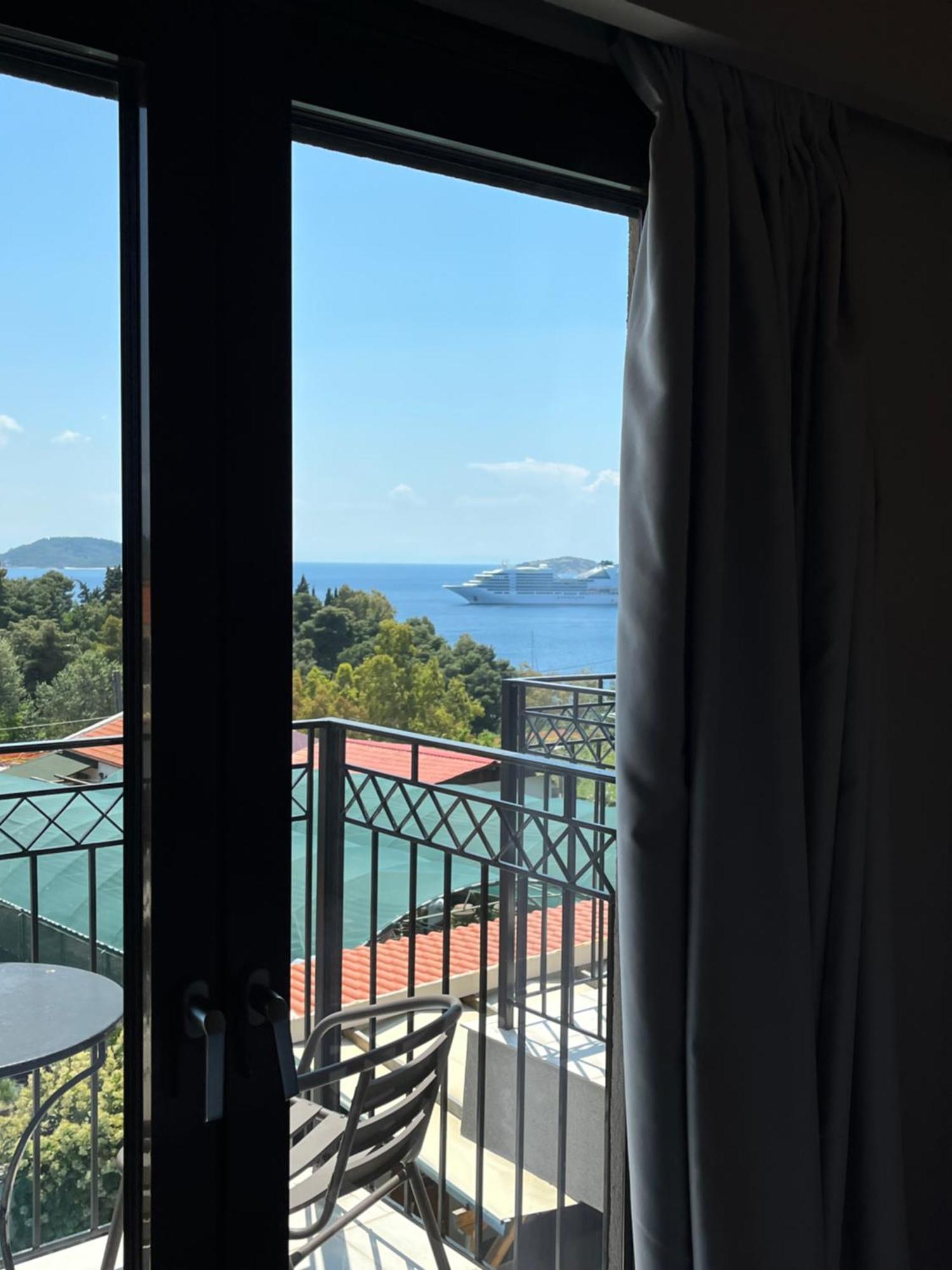 Oro Hotel Skiathos Town Bagian luar foto